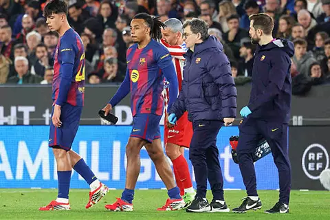 برشلونة يعلن.. تفاصيل إصابة كوندي وبالدي ومدة الغياب